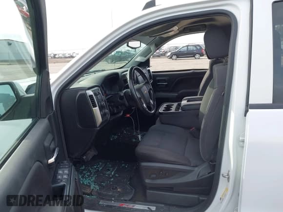 ✅ 2018 Chevrolet Silverado 1500 LT • VIN: 3GCUKREC8JG443934 • Lot: 43266162. Listed on IAAI with 79,404 mi. Free auction sales archive from the USA and detailed vehicle history report at DreamBid. Image 5.