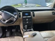 ✅ 2016 Ford Flex SEL • VIN: 2FMGK5C83GBA09724 • Лот: 56397205. Опубликован ранее на Copart с пробегом 188 103 миль. Бесплатный доступ к архиву аукционных продаж из США и подробный отчёт об истории автомобиля на DreamBid. Изображение 9.