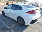 ✅ 2019 Hyundai Ioniq Blue • VIN: KMHC65LC1KU174438 • Lot: 41490500. Wystawiony na IAAI z przebiegiem Nie podano. Bezpłatny archiwum sprzedaży aukcyjnych z USA i szczegółowy raport historii pojazdu na DreamBid. Zdjęcie 3.