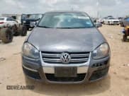 ✅ 2008 Volkswagen Jetta SE • VIN: 3VWRM71K78M155008 • Lot: 59385065. Wystawiony na Copart z przebiegiem 151 251 mil. Bezpłatny archiwum sprzedaży aukcyjnych z USA i szczegółowy raport historii pojazdu na DreamBid. Zdjęcie 5.