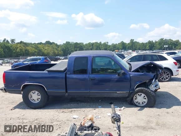 ✅ 1995 GMC Sierra 1500 • VIN: 2GTEC19K1S1534915 • Lot: 43112864. Wystawiony na IAAI z przebiegiem 205 048 mil mil. Skorzystaj z bezpłatnego archiwum sprzedaży aukcyjnych z USA i zobacz szczegółowy raport historii pojazdu na DreamBid. Zdjęcie 13.
