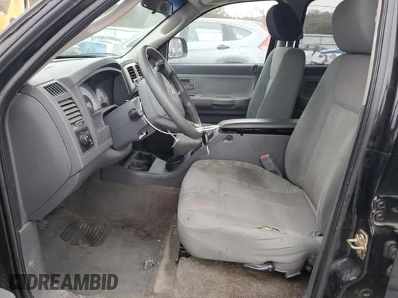 ✅ 2005 Dodge Dakota SLT • VIN: 1D7HE48N35S363504 • Lot: 92216115. Listed on Copart with 314,714 mi. Free auction sales archive from the USA and detailed vehicle history report at DreamBid. Image 7.