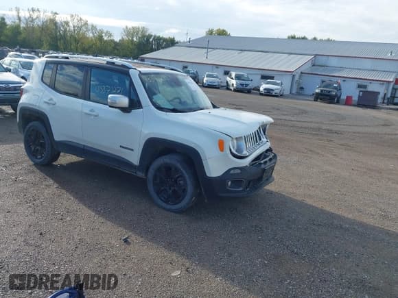 ✅ 2015 Jeep Renegade Limited • VIN: ZACCJBDT0FPB70053 • Lot: 43373271. Wystawiony na IAAI z przebiegiem 125 393 mil. Bezpłatny archiwum sprzedaży aukcyjnych z USA i szczegółowy raport historii pojazdu na DreamBid. Zdjęcie 1.