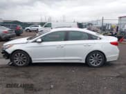 ✅ 2015 Hyundai Sonata Sport • VIN: 5NPE34AF1FH136995 • Lot: 43670248. Wystawiony na IAAI z przebiegiem 112 374 mil. Bezpłatny archiwum sprzedaży aukcyjnych z USA i szczegółowy raport historii pojazdu na DreamBid. Zdjęcie 14.