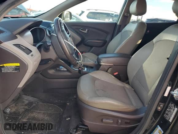 ✅ 2015 Hyundai Tucson SE • VIN: KM8JU3AG1FU092190 • Lot: 74423334. Listed on Copart with 125,846 mi miles. Access the free auction sales archive from the USA and view a detailed vehicle history report at DreamBid. Image 7.