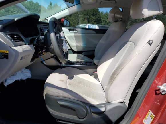 2015 Hyundai Sonata SE with VIN 5NPE24AF6FH089966, listed as a Copart auction lot 85114545 with 180,626 mi miles and Salvage title. Bid and sale history available at DreamBid. Image 7.