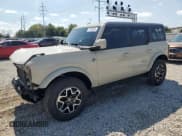 ✅ 2025 Ford Bronco Outer Banks • VIN: 1FMEE8BP9SLA75924 • Lot: 71235225. Listed on Copart with 3,574 mi. Free auction sales archive from the USA and detailed vehicle history report at DreamBid. Image 1.