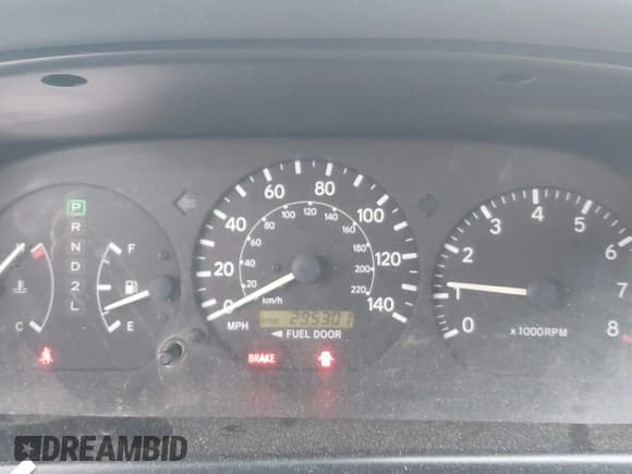 ✅ 2000 Toyota Camry LE • VIN: JT2BF22K3Y0242187 • Lot: 43767695. Listed on IAAI with 295,301 mi. Free auction sales archive from the USA and detailed vehicle history report at DreamBid. Image 7.