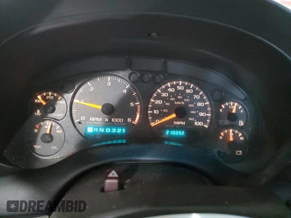 ✅ 1999 Chevrolet S-10 LS • VIN: 1GCCS19X9XK105017 • Лот: 81113464. Опубликован ранее на Copart с пробегом 210 892 миль. Бесплатный доступ к архиву аукционных продаж из США и подробный отчёт об истории автомобиля на DreamBid. Изображение 9.