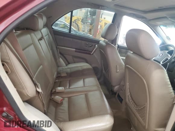 ✅ 2004 Kia Sorento LX • VIN: KNDJD733145211238 • Lot: 63921305. Wystawiony na Copart z przebiegiem 201 217 mil. Bezpłatny archiwum sprzedaży aukcyjnych z USA i szczegółowy raport historii pojazdu na DreamBid. Zdjęcie 11.