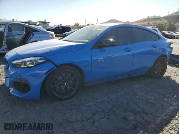 ✅ 2021 BMW 2 Series M235i xDrive • VIN: WBA13AL01M7G69632 • Lot: 41466755. Listed on Copart with 38,071 mi. Free auction sales archive from the USA and detailed vehicle history report at DreamBid. Image 1.