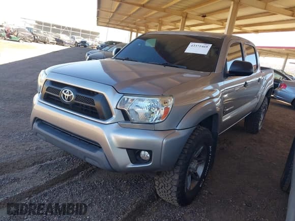 ✅ 2014 Toyota Tacoma PreRunner • VIN: 3TMJU4GN1EM173354 • Лот: 43372469. Опубликован ранее на IAAI с пробегом 103 127 миль. Бесплатный доступ к архиву аукционных продаж из США и подробный отчёт об истории автомобиля на DreamBid. Изображение 2.