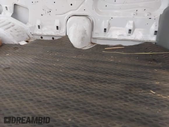 ✅ 2014 Ford Econoline Cargo Commercial • VIN: 1FTNE2EW8EDA09190 • Lot: 42655816. Wystawiony na IAAI z przebiegiem 212 534 mil. Bezpłatny archiwum sprzedaży aukcyjnych z USA i szczegółowy raport historii pojazdu na DreamBid. Zdjęcie 8.