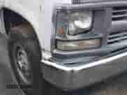 1994 Chevrolet Silverado 1500 z VIN 1GCEK14Z9RZ113856, wystawiony jako IAAI lot #43573290 z przebiegiem 247 761 mil mil oraz . Historia ofert i sprzedaży dostępna na DreamBid. Obrazek 16.