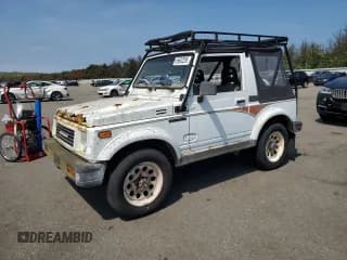 ✅ 1988 Suzuki Samurai • VIN: JS4JC51C2J4236612 • Lot: 65602285. Wystawiony na Copart z przebiegiem 34 883 mil. Bezpłatny archiwum sprzedaży aukcyjnych z USA i szczegółowy raport historii pojazdu na DreamBid. Zdjęcie 1.