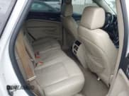 ✅ 2010 Cadillac SRX Luxury Collection • VIN: 3GYFNAEY4AS565081 • Lot: 43423450. Wystawiony na IAAI z przebiegiem 205 096 mil. Bezpłatny archiwum sprzedaży aukcyjnych z USA i szczegółowy raport historii pojazdu na DreamBid. Zdjęcie 8.