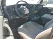 ✅ 2014 Chevrolet Express Cargo • VIN: 1GCSGAFX1E1106537 • Lot: 67952795. Wystawiony na Copart z przebiegiem 198 464 mil. Bezpłatny archiwum sprzedaży aukcyjnych z USA i szczegółowy raport historii pojazdu na DreamBid. Zdjęcie 8.