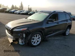 ✅ 2016 Jeep Cherokee Latitude • VIN: 1C4PJLCB5GW355473 • Lot: 89992155. Wystawiony na Copart z przebiegiem Nie podano. Bezpłatny archiwum sprzedaży aukcyjnych z USA i szczegółowy raport historii pojazdu na DreamBid. Zdjęcie 1.