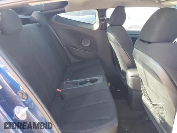 ✅ 2016 Hyundai Veloster • VIN: KMHTC6AD5GU257761 • Lot: 84443674. Listed on Copart with 80,007 mi. Free auction sales archive from the USA and detailed vehicle history report at DreamBid. Image 10.