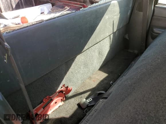 ✅ 1998 Chevrolet S-10 LS • VIN: 1GCCS1449W8193494 • Лот: 86227944. Опубликован ранее на Copart с пробегом Не указан. Бесплатный доступ к архиву аукционных продаж из США и подробный отчёт об истории автомобиля на DreamBid. Изображение 11.