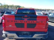 ✅ 2020 Chevrolet Silverado 1500 LT • VIN: 1GCVYDET5LZ263304 • Lot: 43426233. Wystawiony na IAAI z przebiegiem 88 554 mil. Bezpłatny archiwum sprzedaży aukcyjnych z USA i szczegółowy raport historii pojazdu na DreamBid. Zdjęcie 16.