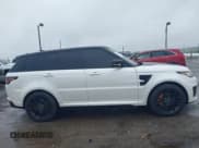 ✅ 2017 Land Rover Range Rover Sport SVR • VIN: SALWZ2FE2HA144422 • Lot: 42331478. Wystawiony na IAAI z przebiegiem 63 800 mil. Bezpłatny archiwum sprzedaży aukcyjnych z USA i szczegółowy raport historii pojazdu na DreamBid. Zdjęcie 13.