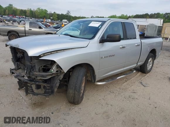 ✅ 2011 Ram 1500 SLT • VIN: 1D7RB1GP2BS637284 • Lot: 42039809. Listed on IAAI with 205,862 mi. Free auction sales archive from the USA and detailed vehicle history report at DreamBid. Image 2.