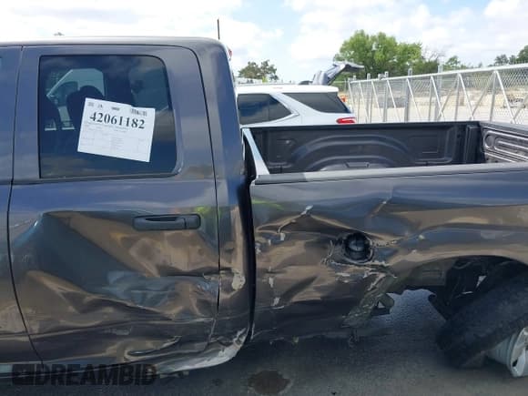 ✅ 2020 Ram 1500 Tradesman • VIN: 1C6RR6FG7LS114615 • Lot: 42061182. Listed on IAAI with 97,341 mi. Free auction sales archive from the USA and detailed vehicle history report at DreamBid. Image 6.