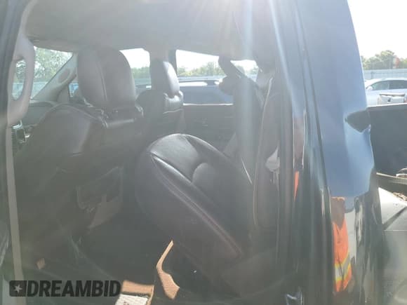 ✅ 2014 Ram 2500 Longhorn • VIN: 3C6UR5GL8EG233896 • Lot: 60556955. Wystawiony na Copart z przebiegiem 278 118 mil. Bezpłatny archiwum sprzedaży aukcyjnych z USA i szczegółowy raport historii pojazdu na DreamBid. Zdjęcie 10.