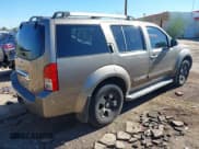 ✅ 2005 Nissan Pathfinder SE • VIN: 5N1AR18W75C749095 • Лот: 43769817. Опубликован ранее на IAAI с пробегом 198 302 миль. Бесплатный доступ к архиву аукционных продаж из США и подробный отчёт об истории автомобиля на DreamBid. Изображение 4.