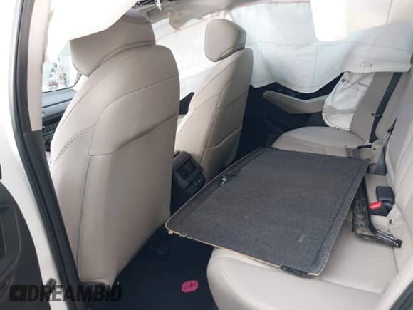 2023 Honda Accord Touring z VIN 1HGCY2F82PA007360, wystawiony jako IAAI lot #43321321 z przebiegiem Nie podano mil oraz . Historia ofert i sprzedaży dostępna na DreamBid. Obrazek 16.