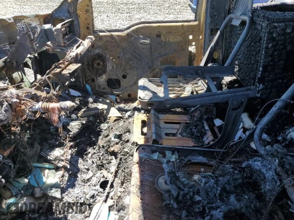 ✅ 2005 Ford F-250 XL • VIN: 1FTSW21P45EA73543 • Lot: 67142755. Listed on Copart with Not provided. Free auction sales archive from the USA and detailed vehicle history report at DreamBid. Image 7.