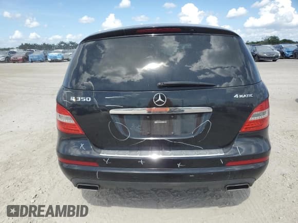 ✅ 2012 Mercedes-Benz R 350 • VIN: 4JGCB5HE1CA142775 • Lot: 66994145. Wystawiony na Copart z przebiegiem 171 243 mil. Bezpłatny archiwum sprzedaży aukcyjnych z USA i szczegółowy raport historii pojazdu na DreamBid. Zdjęcie 6.