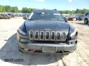 ✅ 2014 Jeep Cherokee Trailhawk • VIN: 1C4PJMBS2EW214168 • Lot: 55682685. Wystawiony na Copart z przebiegiem 166 522 mil. Bezpłatny archiwum sprzedaży aukcyjnych z USA i szczegółowy raport historii pojazdu na DreamBid. Zdjęcie 14.