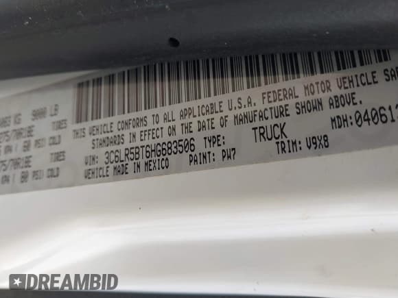 ✅ 2017 Ram 2500 • VIN: 3C6LR5BT6HG683506 • Lot: 41934017. Listed on IAAI with 68,942 mi. Free auction sales archive from the USA and detailed vehicle history report at DreamBid. Image 9.