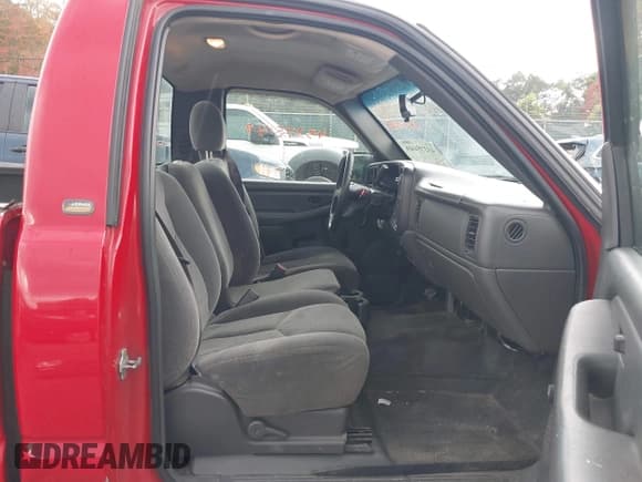 ✅ 2005 Chevrolet Silverado 1500 Work Truck • VIN: 1GCEC14X85Z358783 • Lot: 43275149. Listed on IAAI with 172,927 mi. Free auction sales archive from the USA and detailed vehicle history report at DreamBid. Image 5.