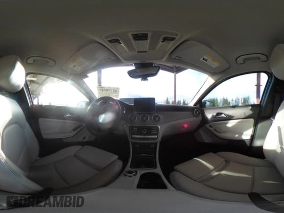 ✅ 2020 Mercedes-Benz GLA 250 • VIN: WDCTG4GB4LJ681148 • Лот: 43778249. Опубликован ранее на IAAI с пробегом 65 298 миль. Бесплатный доступ к архиву аукционных продаж из США и подробный отчёт об истории автомобиля на DreamBid. Изображение 19.