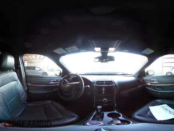 ✅ 2019 Ford Explorer Platinum • VIN: 1FM5K8HT1KGA02469 • Lot: 43207921. Listed on IAAI with 71,745 mi. Free auction sales archive from the USA and detailed vehicle history report at DreamBid. Image 18.