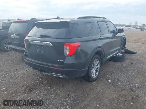 ✅ 2023 Ford Explorer XLT • VIN: 1FMSK8DH6PGA37181 • Lot: 42125900. Wystawiony na IAAI z przebiegiem 37 808 mil. Bezpłatny archiwum sprzedaży aukcyjnych z USA i szczegółowy raport historii pojazdu na DreamBid. Zdjęcie 4.
