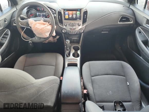 ✅ 2018 Chevrolet Cruze LT • VIN: 1G1BE5SM5J7228990 • Лот: 67352515. Опубликован ранее на Copart с пробегом 148 844 миль. Бесплатный доступ к архиву аукционных продаж из США и подробный отчёт об истории автомобиля на DreamBid. Изображение 8.