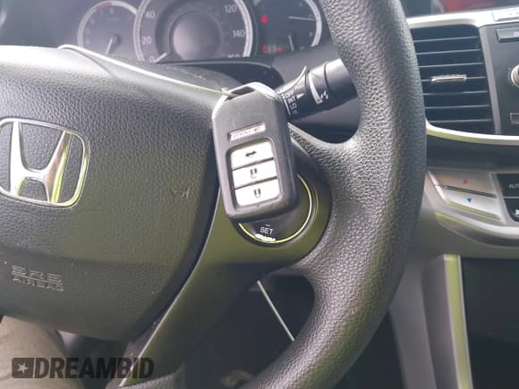 ✅ 2013 Honda Accord EX • VIN: 1HGCR2F72DA160742 • Lot: 41810380. Listed on IAAI with 162,830 mi. Free auction sales archive from the USA and detailed vehicle history report at DreamBid. Image 11.