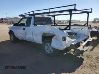 ✅ 2002 Chevrolet S-10 LS • VIN: 1GCDT19W328211770 • Лот: 44486925. Опубликован ранее на Copart с пробегом 129 316 миль. Бесплатный доступ к архиву аукционных продаж из США и подробный отчёт об истории автомобиля на DreamBid. Изображение 2.