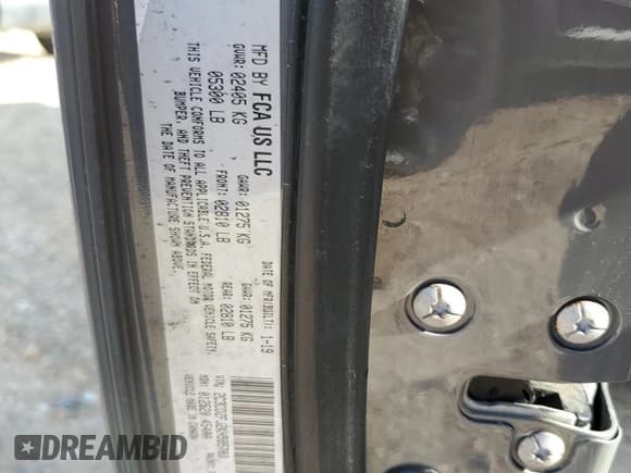 ✅ 2019 Dodge Challenger R/T Scat Pack • VIN: 2C3CDZFJ2KH595703 • Lot: 90300735. Wystawiony na Copart z przebiegiem 72 217 mil. Bezpłatny archiwum sprzedaży aukcyjnych z USA i szczegółowy raport historii pojazdu na DreamBid. Zdjęcie 13.