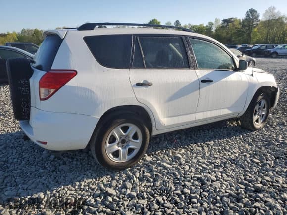 ✅ 2008 Toyota RAV4 • VIN: JTMZK33VX86012580 • Lot: 53352995. Wystawiony na Copart z przebiegiem 254 189 mil. Bezpłatny archiwum sprzedaży aukcyjnych z USA i szczegółowy raport historii pojazdu na DreamBid. Zdjęcie 3.