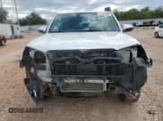 ✅ 2022 Toyota 4Runner SR5 • VIN: JTEMU5JR1N6062054 • Lot: 83968885. Wystawiony na Copart z przebiegiem 125 148 mil. Bezpłatny archiwum sprzedaży aukcyjnych z USA i szczegółowy raport historii pojazdu na DreamBid. Zdjęcie 5.