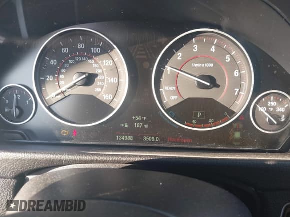 ✅ 2015 BMW 3 Series 328i xDrive • VIN: WBA3B3C54FJ984365 • Lot: 43686578. Wystawiony na IAAI z przebiegiem 134 988 mil. Bezpłatny archiwum sprzedaży aukcyjnych z USA i szczegółowy raport historii pojazdu na DreamBid. Zdjęcie 7.