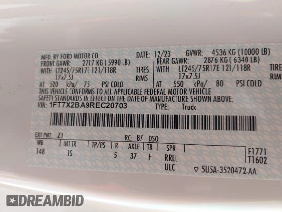 ✅ 2024 Ford F-250 XL • VIN: 1FT7X2BA9REC20703 • Lot: 42271124. Listed on IAAI with Not provided. Free auction sales archive from the USA and detailed vehicle history report at DreamBid. Image 9.