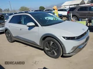 ✅ 2025 Hyundai Ioniq 5 Limited • VIN: 7YAKR4DA5SY007077 • Lot: 43342719. Listed on IAAI with 5,510 mi. Free auction sales archive from the USA and detailed vehicle history report at DreamBid. Image 1.