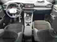 2024 Dodge Hornet GT z VIN ZACNDFAN4R3A22427, wystawiony jako Copart lot #56179305 z przebiegiem 10 315 mil mil oraz Szkoda całkowita • Salvage title. Historia ofert i sprzedaży dostępna na DreamBid. Obrazek 8.