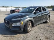✅ 2019 Hyundai Kona SE • VIN: KM8K12AAXKU329661 • Лот: 70824774. Опубликован ранее на Copart с пробегом 111 874 миль. Бесплатный доступ к архиву аукционных продаж из США и подробный отчёт об истории автомобиля на DreamBid. Изображение 1.